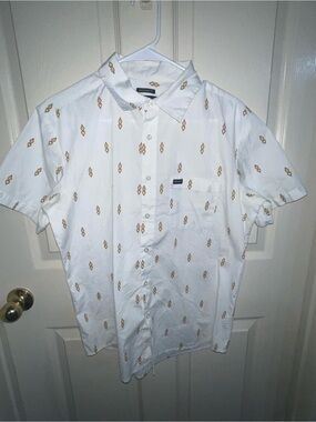 Brixton Men's White Short-Sleeve Button-Up Shirt with Gold Print Small